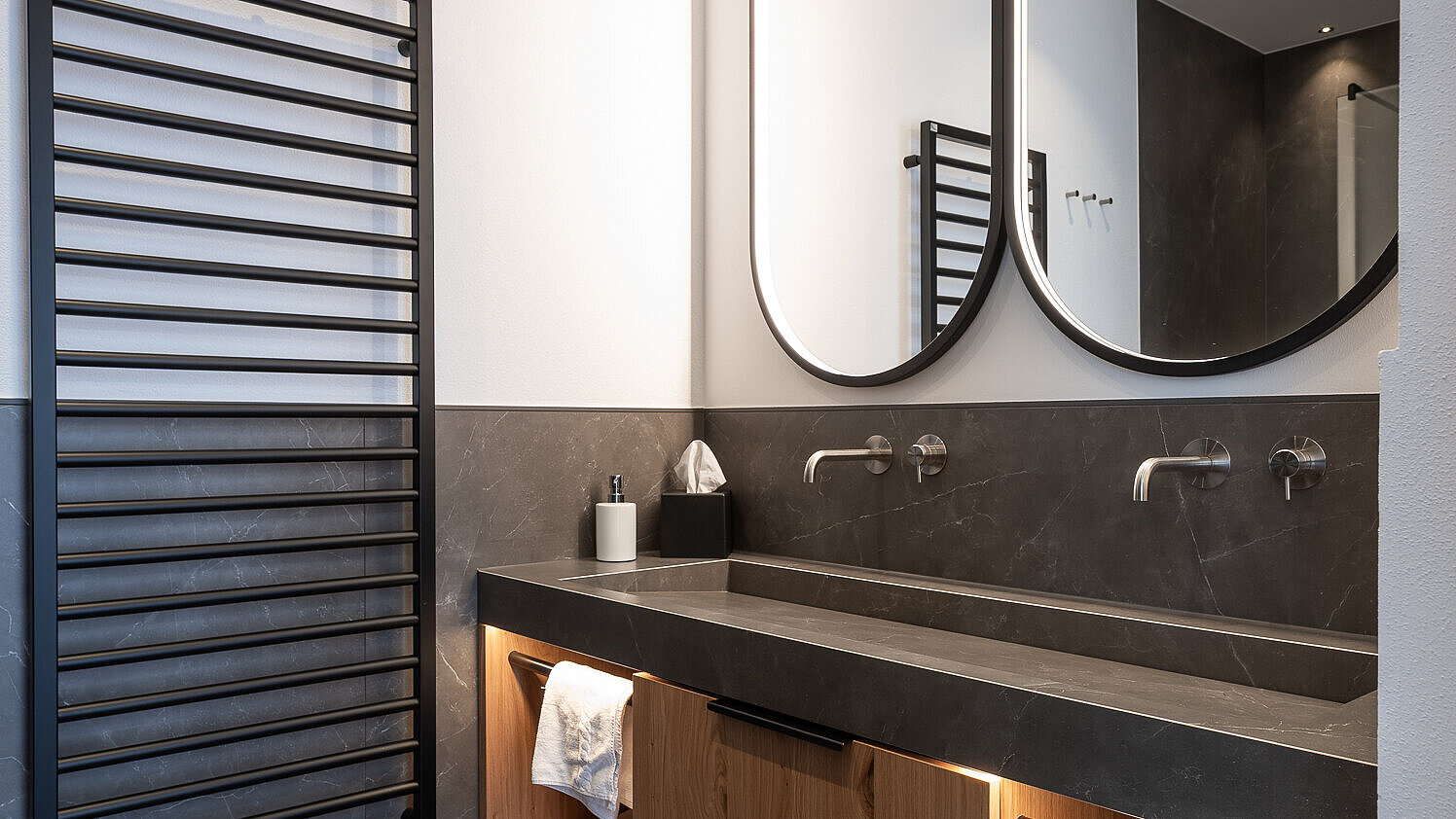 Hotel Stoll: Bäder neu geplant und interpretiert.