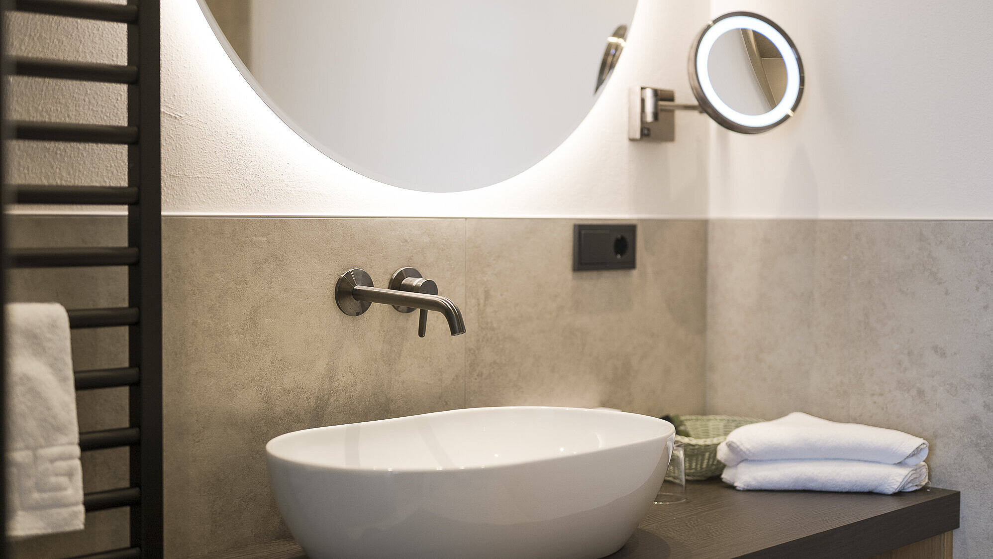 Hotel Unterschattmair: Moderne Sanitärlösungen für die neuen Hotelbäder.