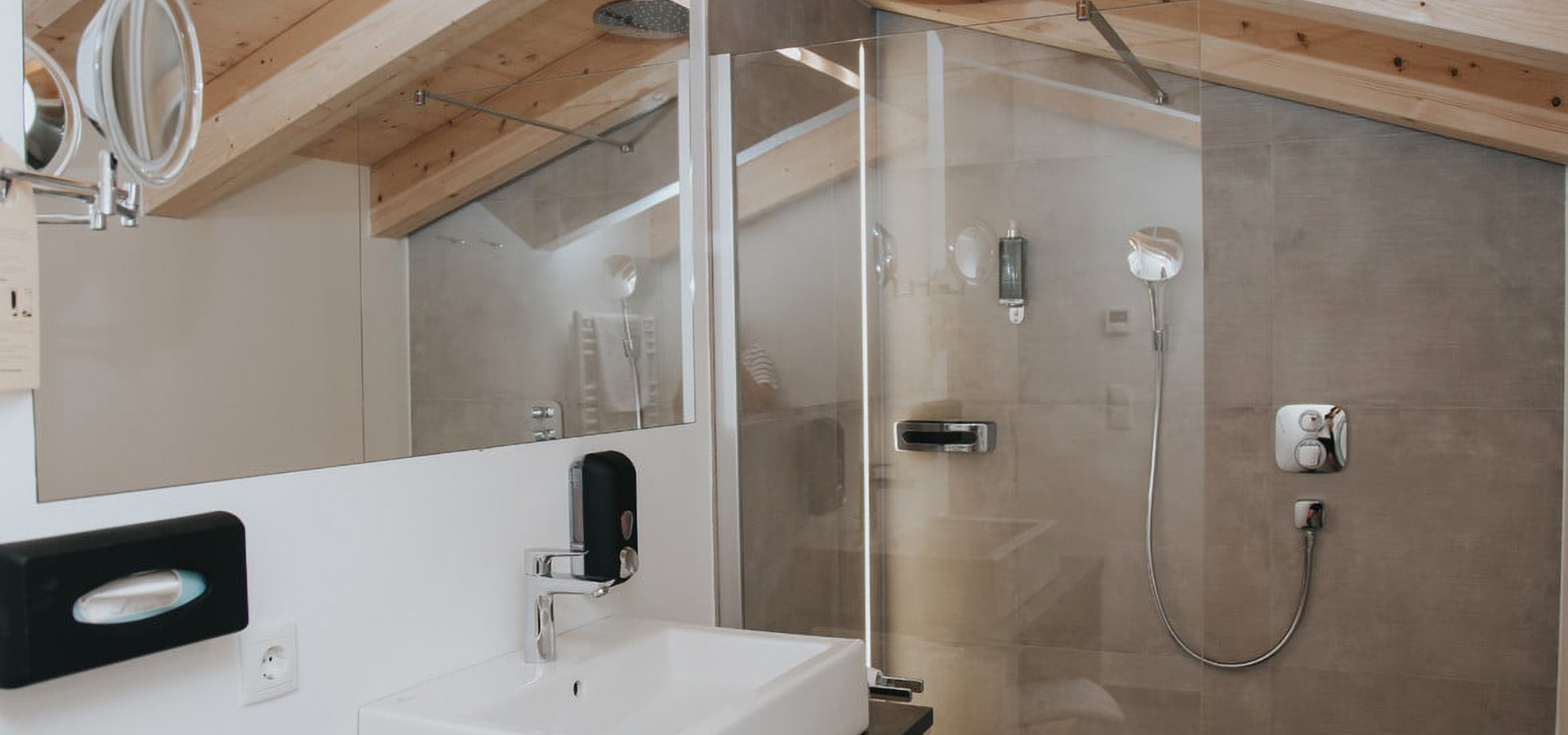 B&B Boutique-Apartment Hotel OBERWIESEN / Reischach