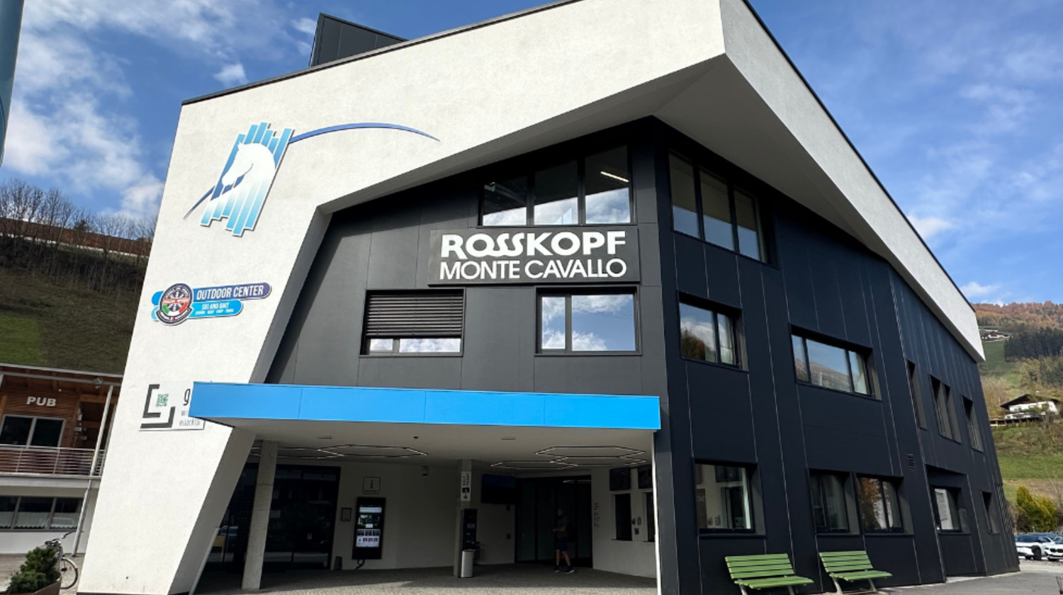 Bodenverlegung in der Seilbahn Rosskopf