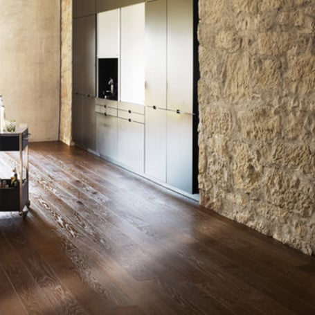 Pavimento in legno per la cucina? – è possibile!