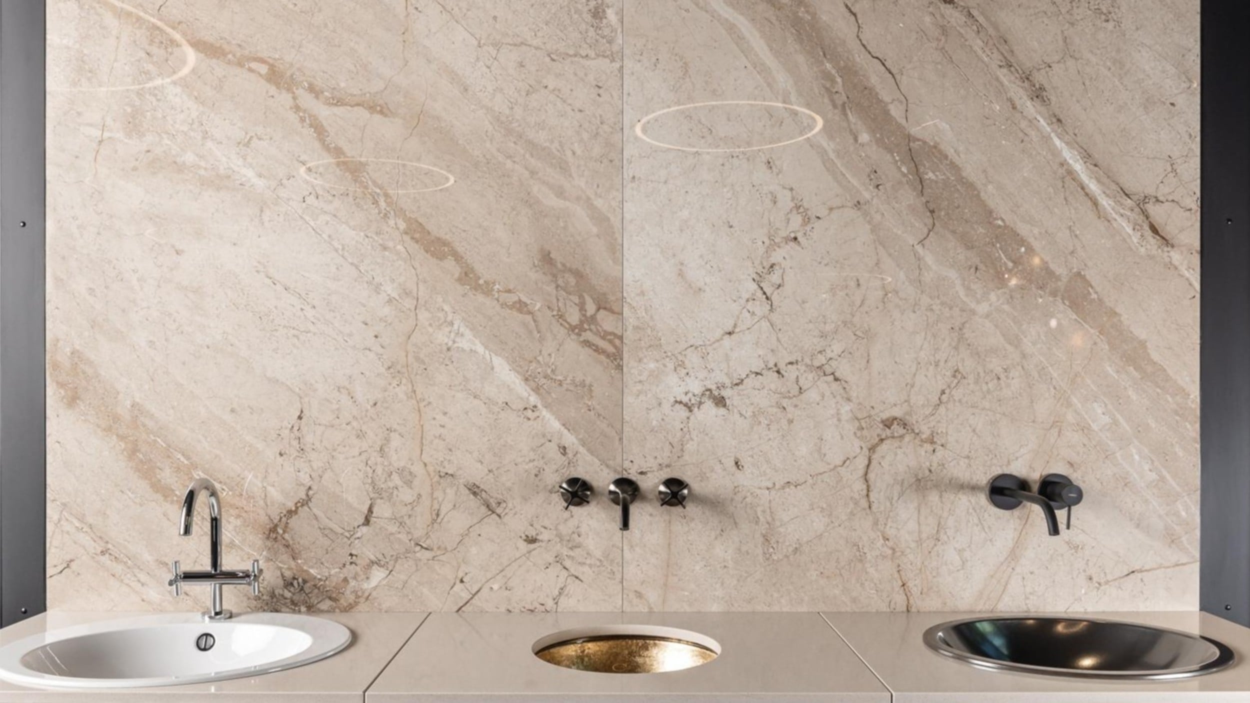 Porcelanosa Themenbühne Fließen und Böden