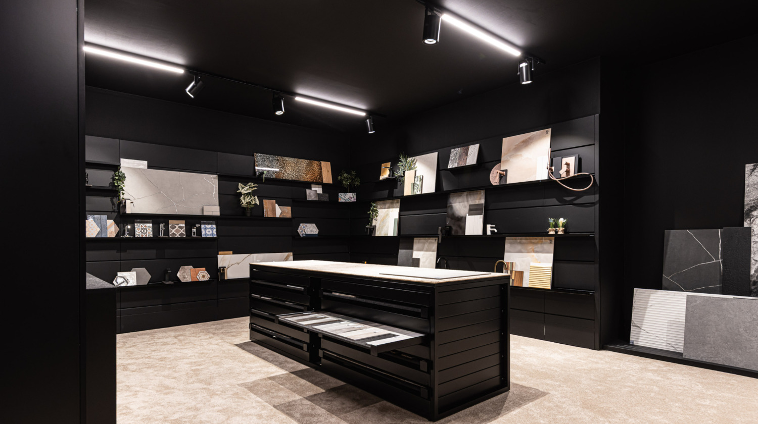 Piastrelle e pavimenti INNERHOFER: <p>Soluzioni eleganti per ogni ambiente. Piastrelle e pavimenti INNERHOFER: <p>Soluzioni eleganti per ogni ambiente.