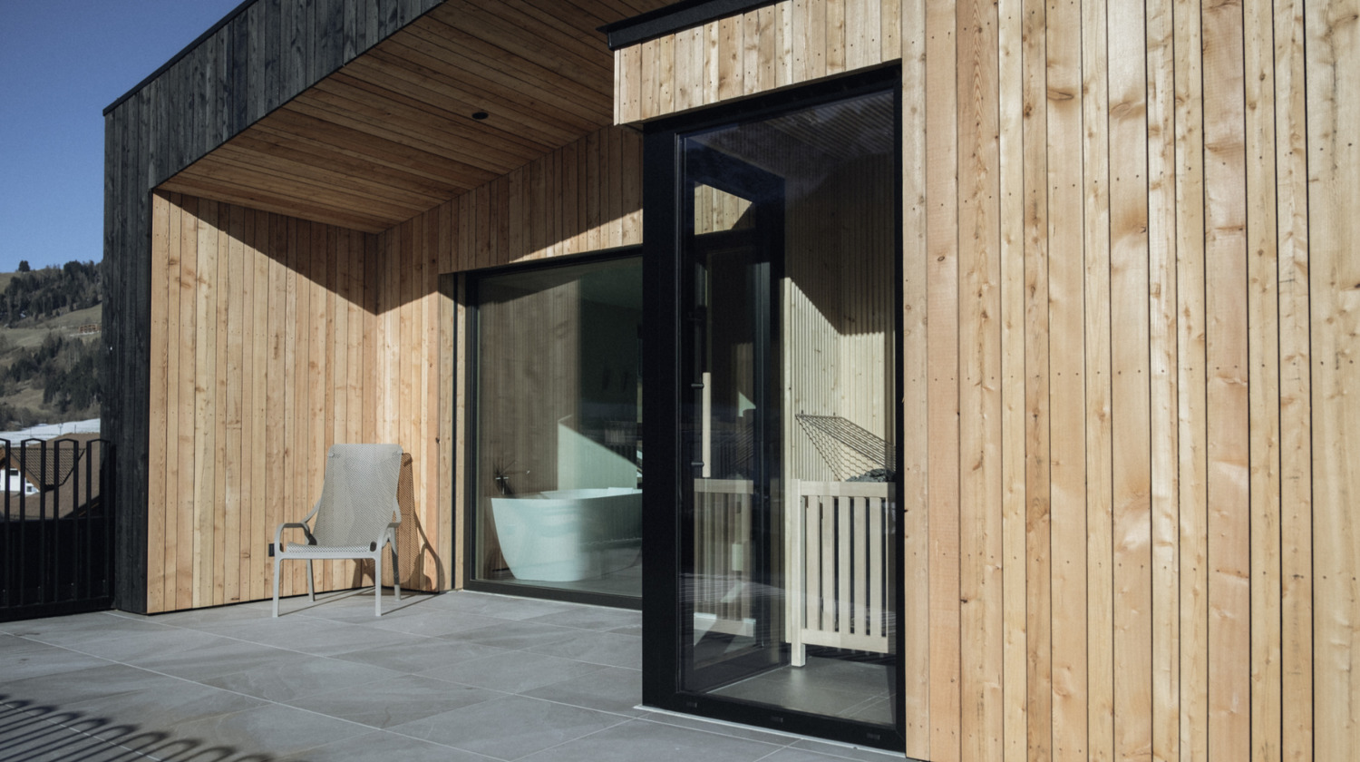 Haunold - live the adventure: Piastrelle e soluzioni sanitarie da INNERHOFER. Haunold Holiday Homes: <p>rifugio alpino con stile.
