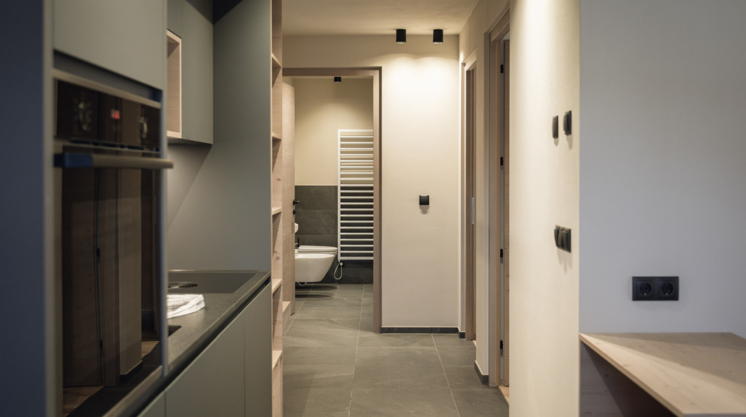 Haunold - live the adventure: Piastrelle e soluzioni sanitarie da INNERHOFER. Haunold Holiday Homes: <p>rifugio alpino con stile.