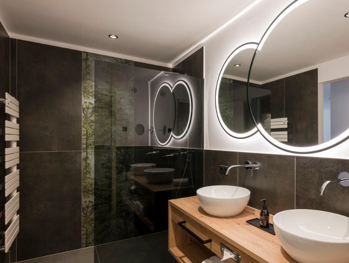 Moderne Badezimmer im Ramilia – Naturns.