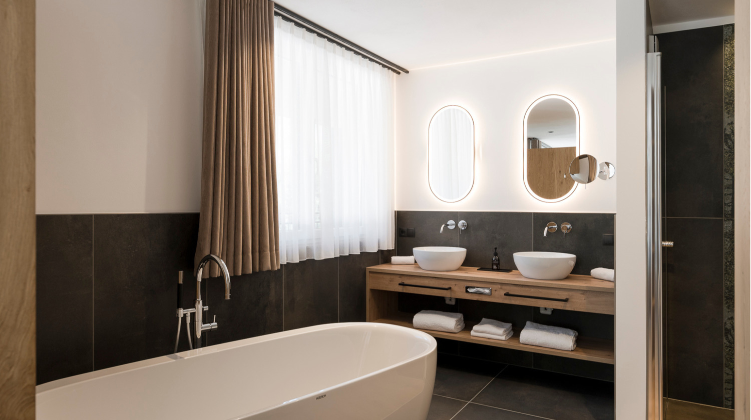 Moderne Badezimmer im Ramilia – Naturns.