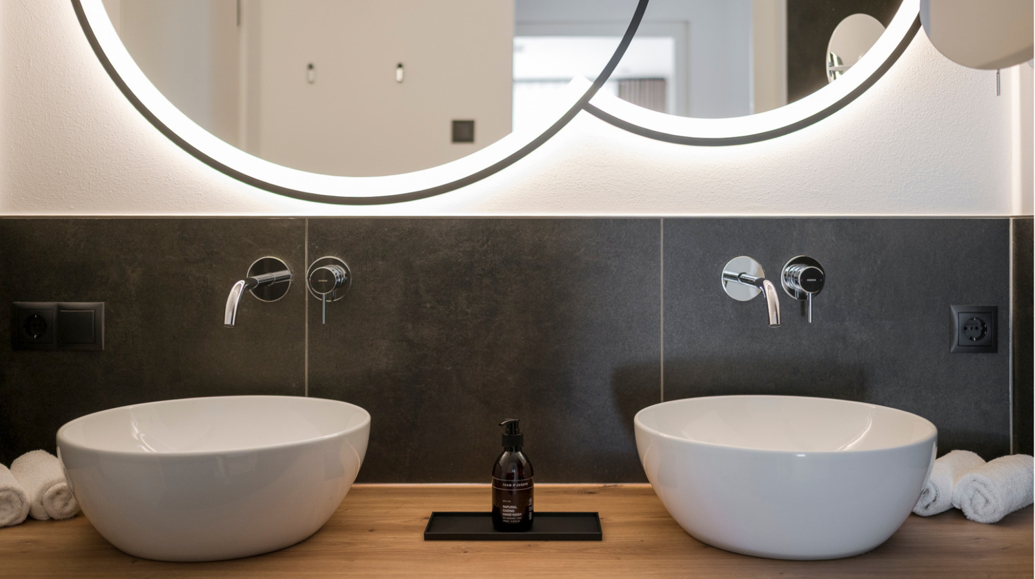 Moderne Badezimmer im Ramilia – Naturns.